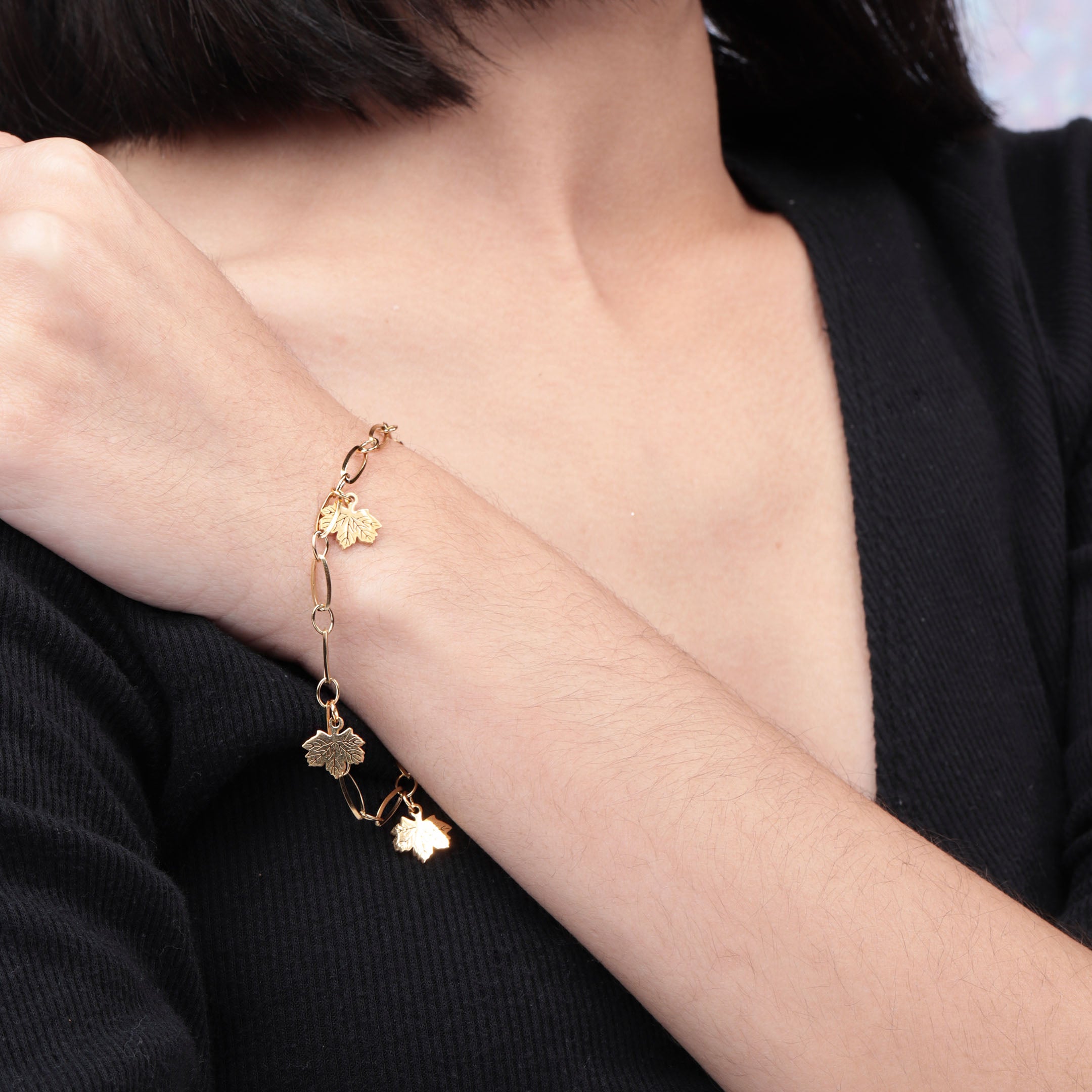 Leaf Charm Chain Bracelet