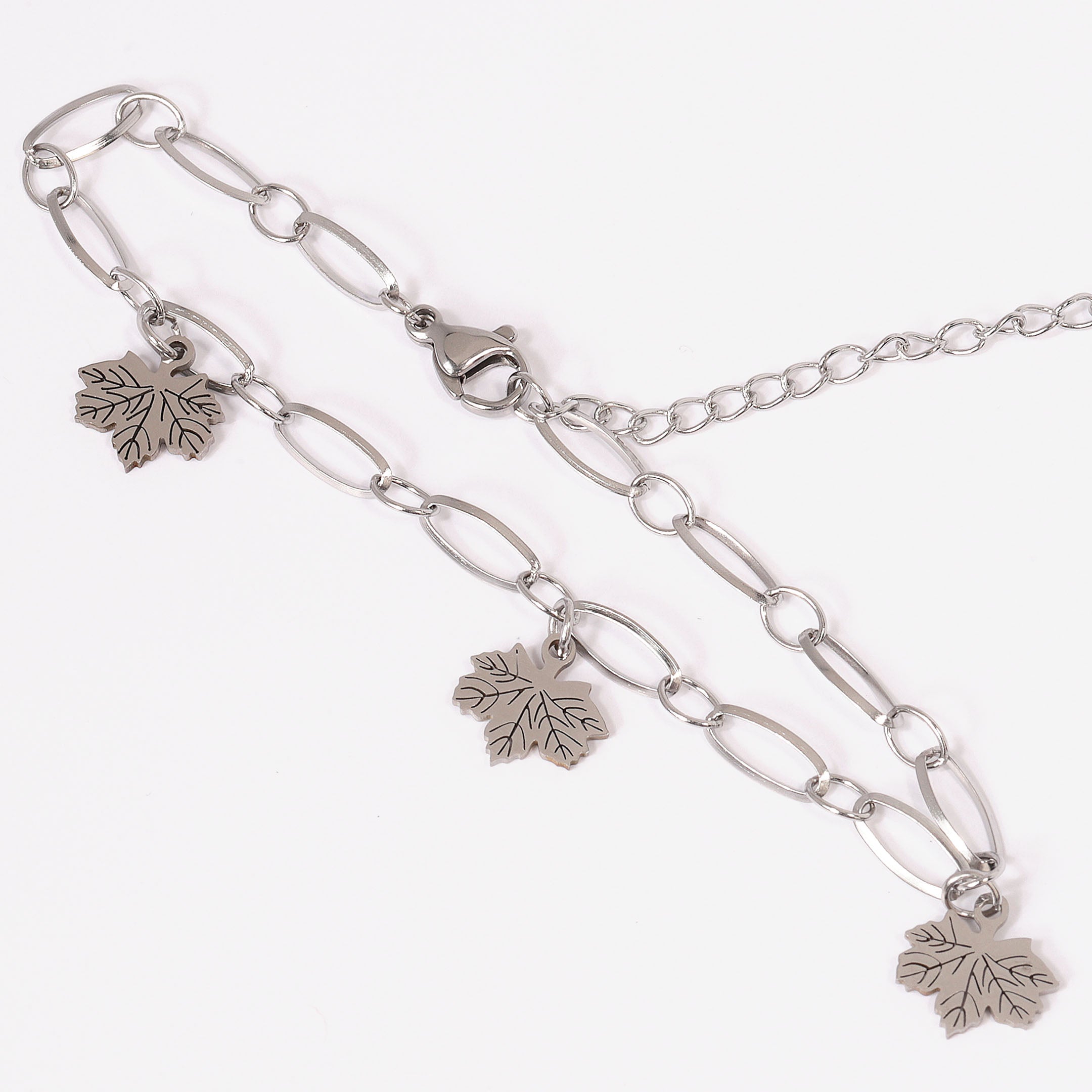 Leaf Charm Chain Bracelet