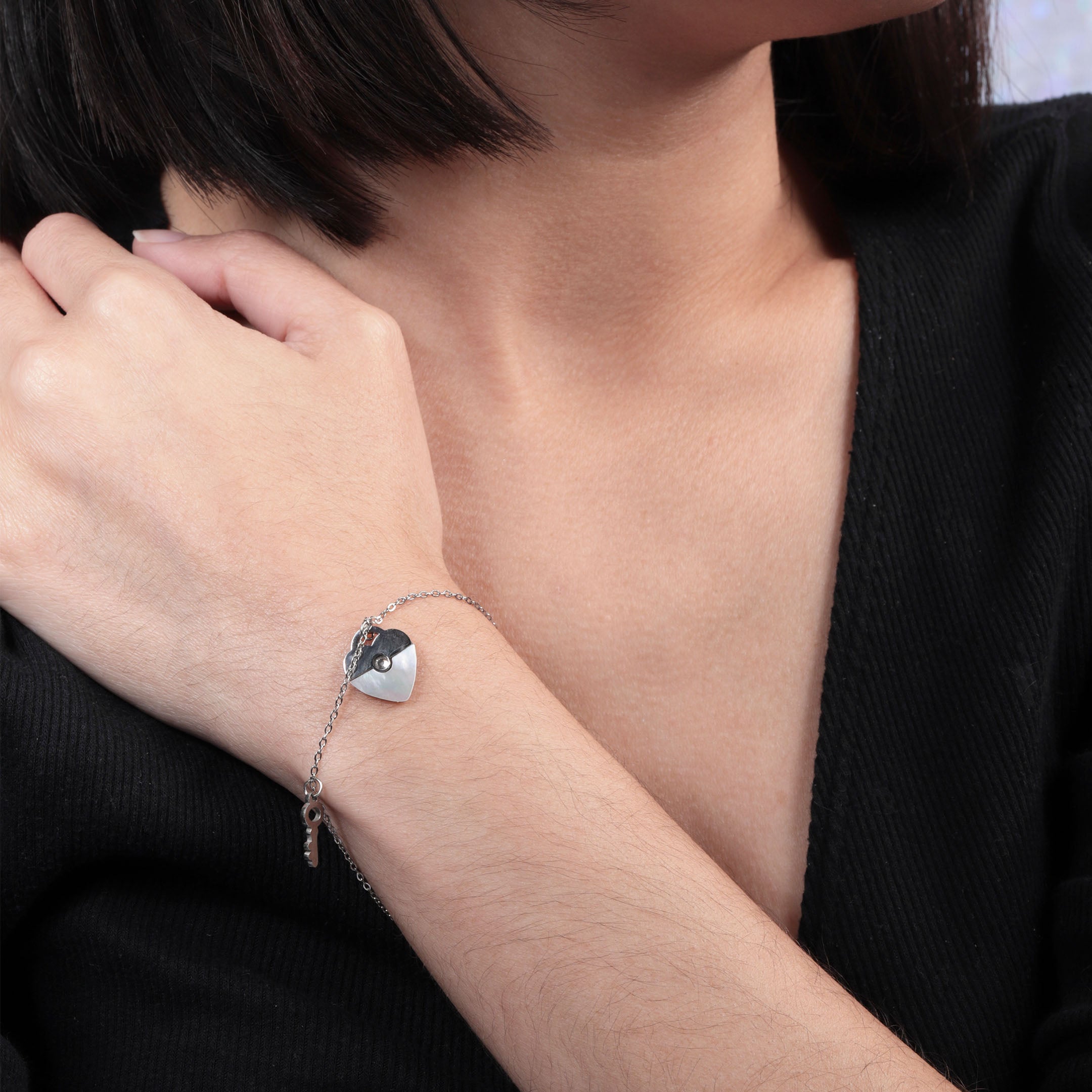 Heart & Key Charm Chain Bracelet